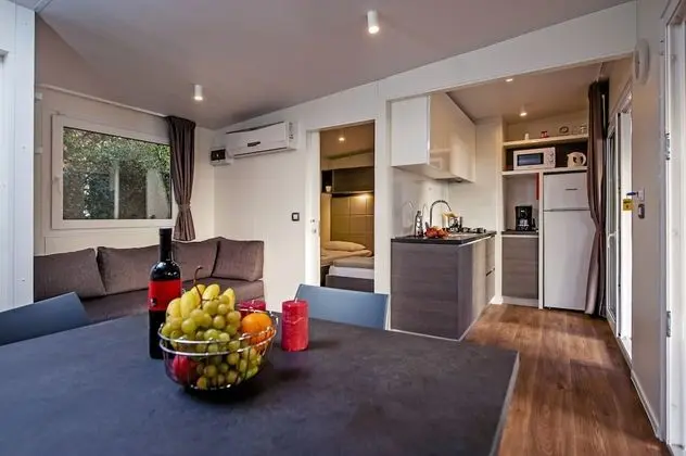 Superior Family Mobile Home, 2 Bedrooms,  Terrace, Ground Floor