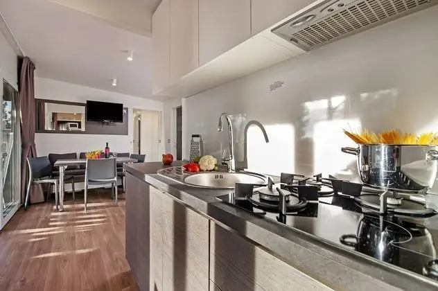 Superior Family Mobile Home, 2 Bedrooms,  Terrace, Ground Floor