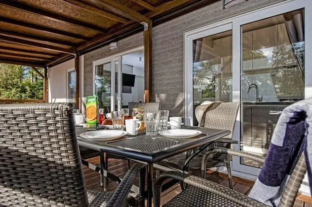 Superior Family Mobile Home, 2 Bedrooms,  Terrace, Ground Floor