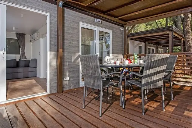 Superior Family Mobile Home, 2 Bedrooms,  Terrace, Ground Floor