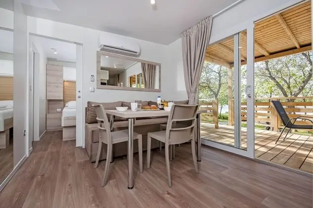 Premium Karavan, 2 Yatak Odası, Teras