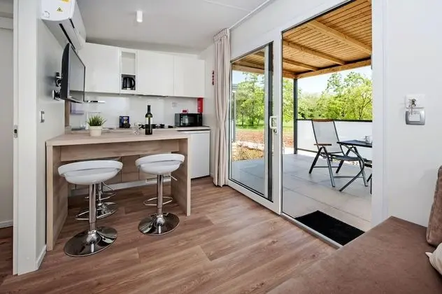Comfort Karavan, 1 Yatak Odası, Teras, Bahçeli