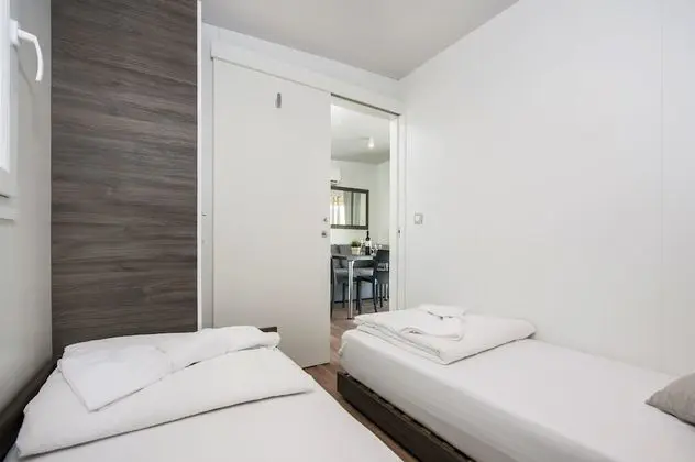 Premium Karavan, 2 Yatak Odası, Teras, Bahçeli