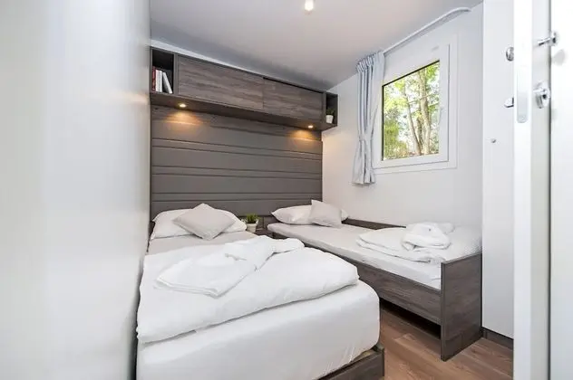 Premium Karavan, 2 Yatak Odası, Teras, Bahçeli