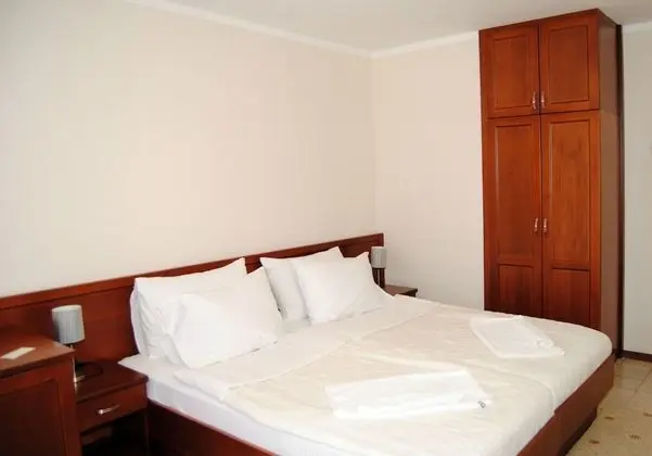 Tek Büyük Yataklı Oda, Balkon, Deniz Manzaralı