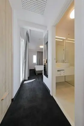 Premium Tek Büyük Yataklı Oda, Balkon