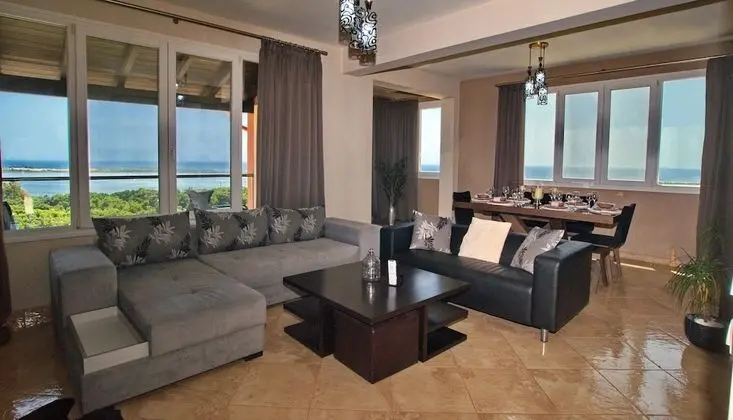 Panoramic Villa
