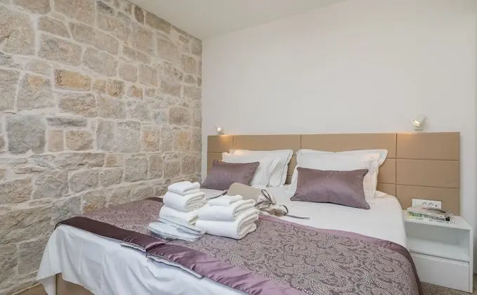 Stüdyo, Deniz Manzaralı