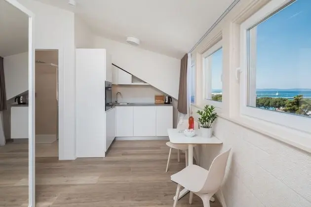 Stüdyo, Deniz Manzaralı