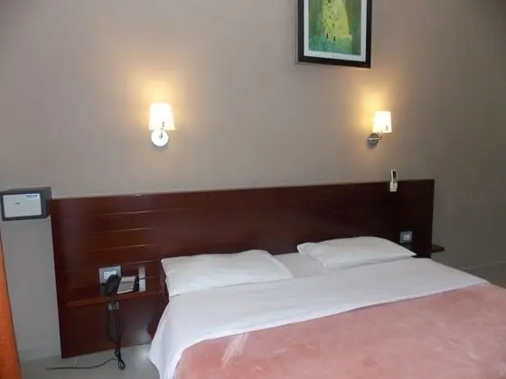 Tek Büyük Yataklı Oda, Balkon