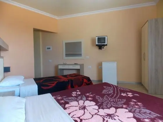 Üç Kişilik Oda, Balkon