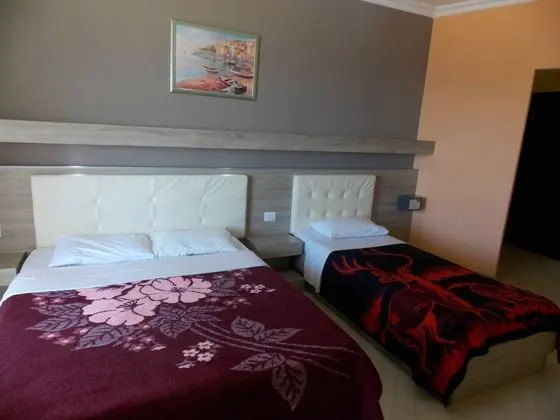 Üç Kişilik Oda, Balkon