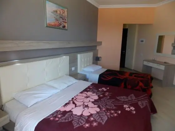 Üç Kişilik Oda, Balkon