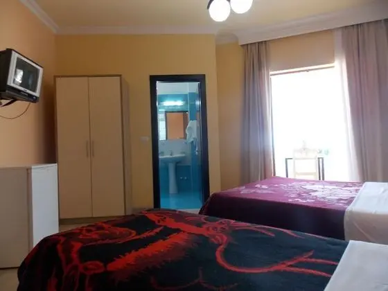 Üç Kişilik Oda, Balkon