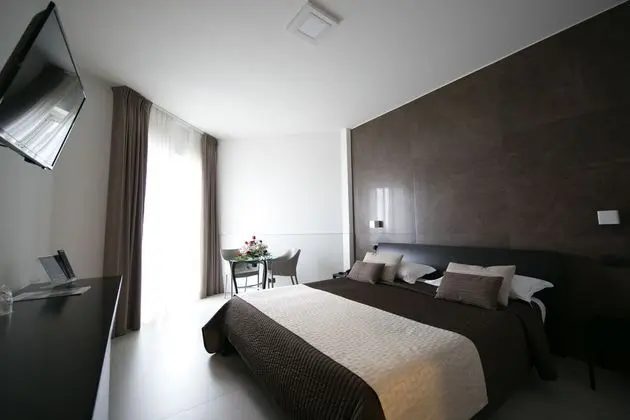 Superior Büyük Yataklı Tek Kişilik Oda