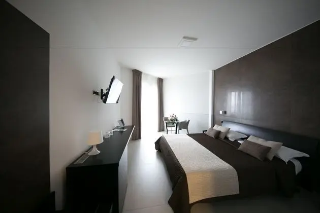 Superior Büyük Yataklı Tek Kişilik Oda