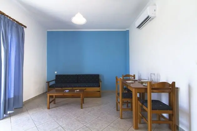 One-Bedroom Apartment Ground Level