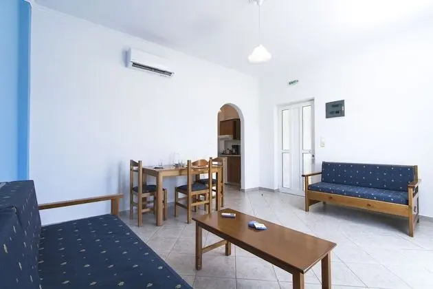 One-Bedroom Apartment Ground Level