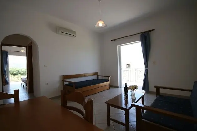 One-Bedroom Apartment Ground Level