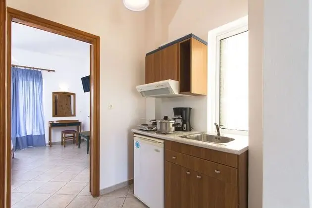 One-Bedroom Apartment Ground Level