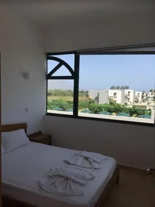 Two-Bedroom Apartment Sea View