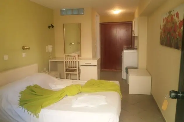 Economy Stüdyo, Avlu Manzaralı