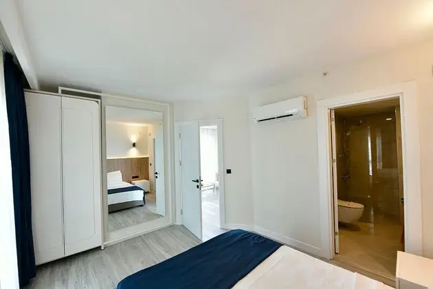 https://images.etstur.com/imgproxy/resize/2560x1440/files/images/hotelImages/etsrooms/889/Mediterranean_Resort_Hotel_20240723144810_3.jpg