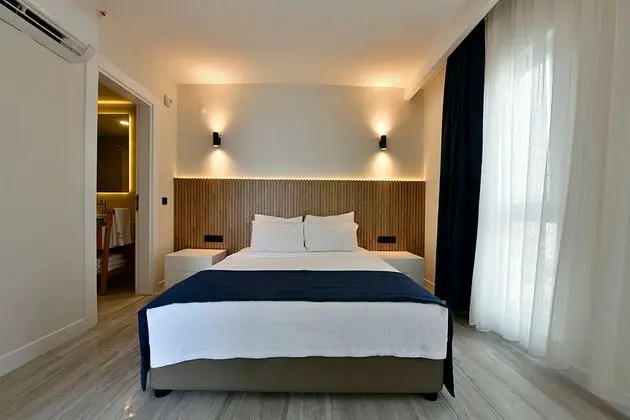 https://images.etstur.com/imgproxy/resize/2560x1440/files/images/hotelImages/etsrooms/889/Mediterranean_Resort_Hotel_20240723144810_5.jpg