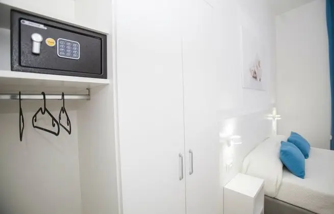 Deluxe Tek Büyük veya İki Ayrı Yataklı Oda, Balkon
