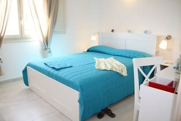 Apart Daire, Havuz Kenarı