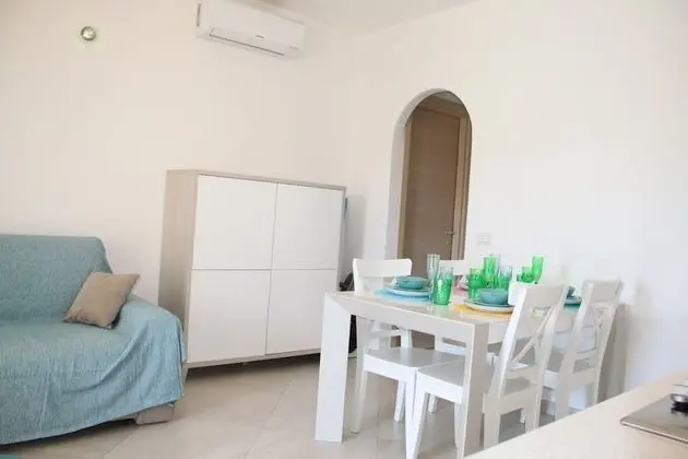 Apart Daire, Havuz Kenarı