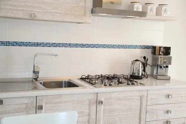 Apart Daire, Havuz Kenarı