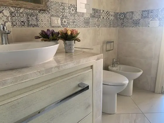 Apart Daire, Havuz Kenarı