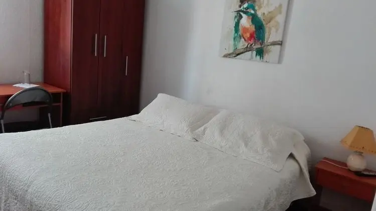 Tek Kişilik Oda, 1 Çift Kişilik Yatak