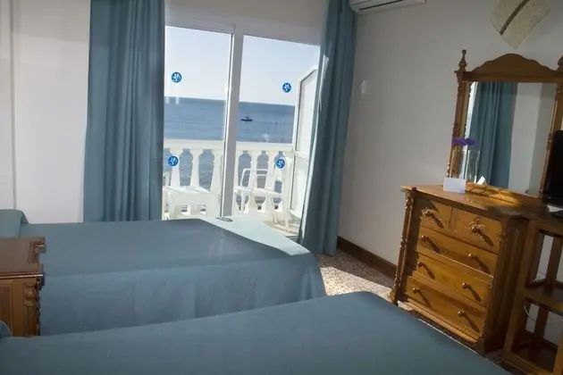 Tek Büyük Yataklı Oda, Balkon, Deniz Manzaralı