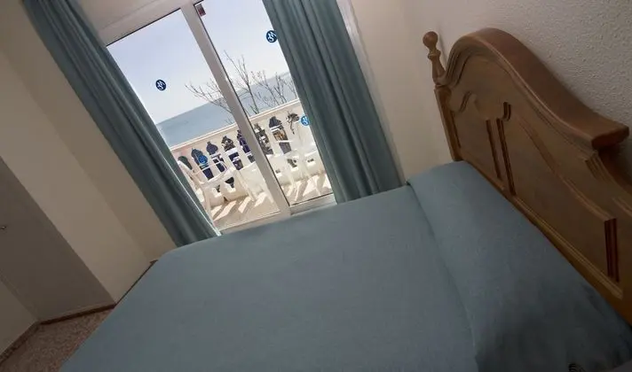 Tek Büyük Yataklı Oda, Balkon, Deniz Manzaralı