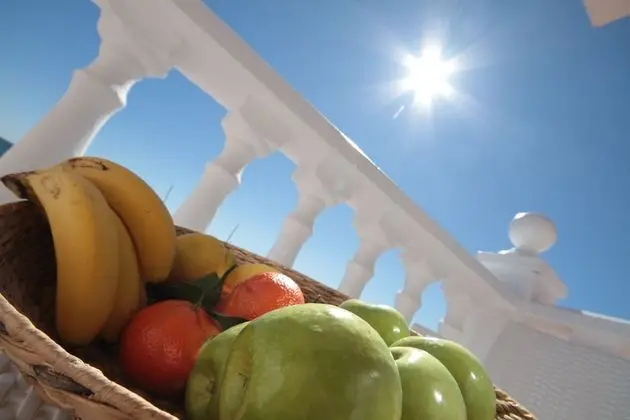 Tek Büyük Yataklı Oda, Balkon, Deniz Manzaralı