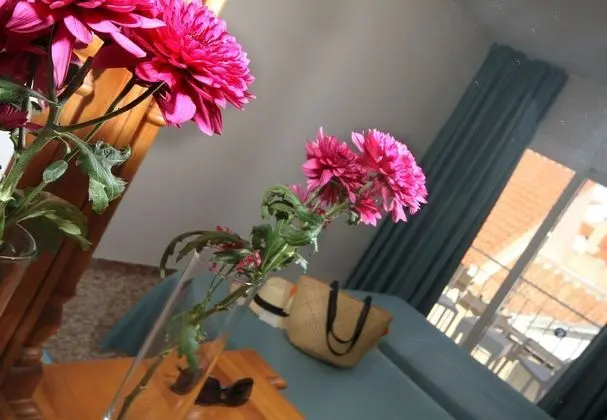 Tek Büyük Yataklı Oda, Balkon, Şehir Manzaralı