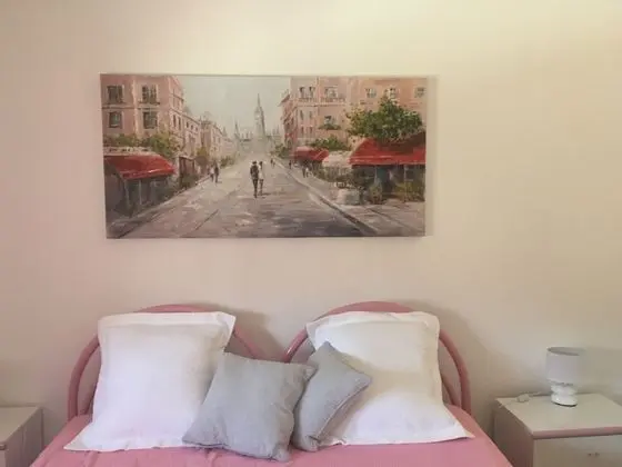 Apart Daire, Bahçe Manzaralı (Pupa)