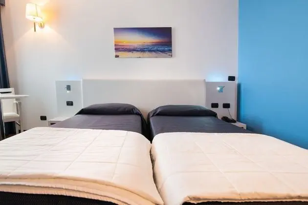 İki Ayrı Yataklı Oda, 2 Tek Kişilik Yatak