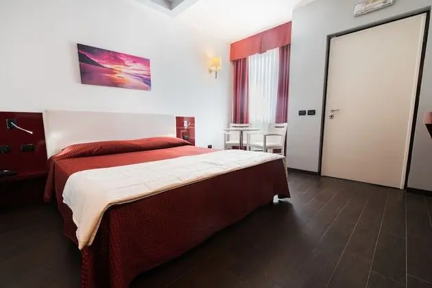 Tek Büyük Yataklı Oda, 1 En Büyük (King) Boy Yatak