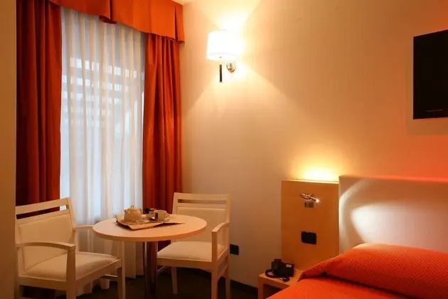 Tek Büyük Yataklı Oda, 1 En Büyük (King) Boy Yatak