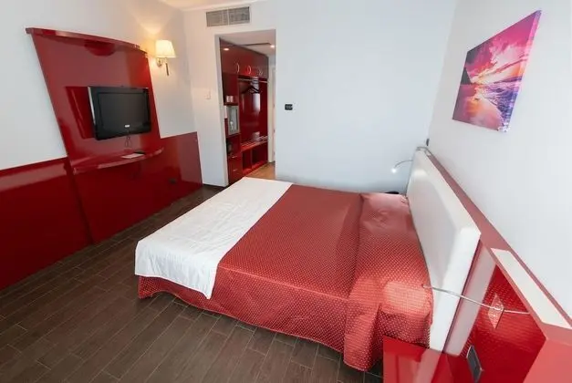 Tek Büyük Yataklı Oda, 1 En Büyük (King) Boy Yatak