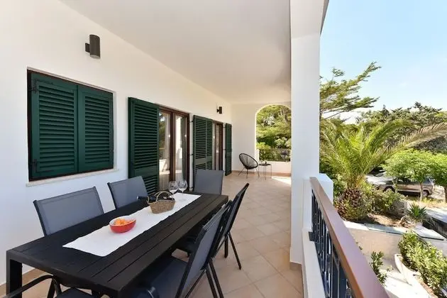 Two Bedroom Apartment Balcony, Pool view (A2)