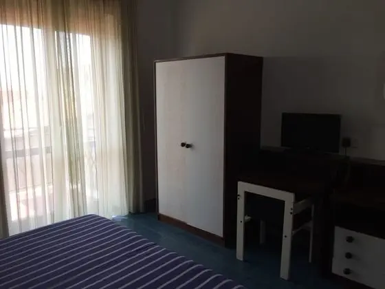 Tek Büyük veya İki Ayrı Yataklı Oda, Balkon