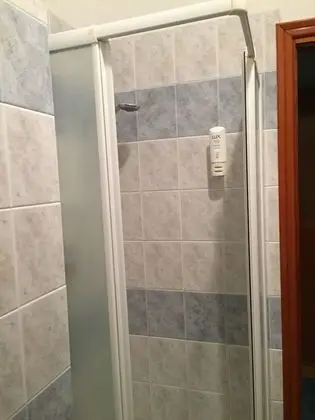 Üç Kişilik Oda, Balkon