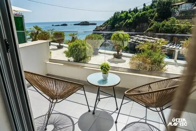 Deluxe Stüdyo, Teras, Deniz Manzaralı