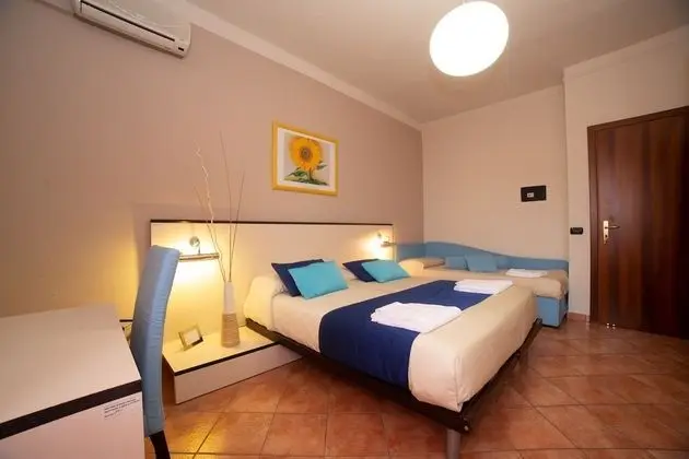 Classic Üç Kişilik Oda, Kısmi Deniz Manzaralı