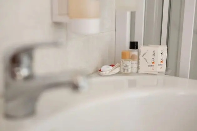 Comfort Tek Büyük veya İki Ayrı Yataklı Oda, Deniz Manzaralı