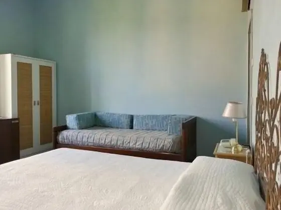Üç Kişilik Oda